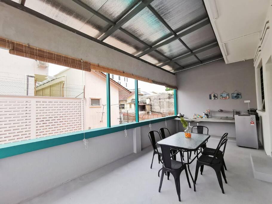 Town Centre Glamping 13pax Ipoh